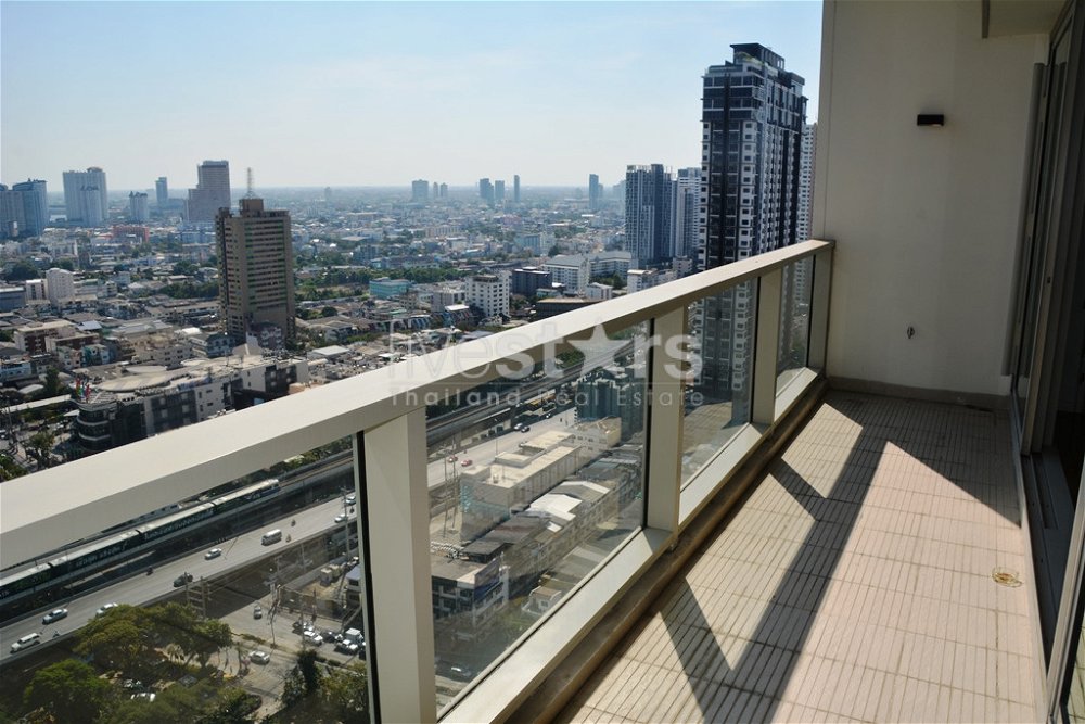 2-bedroom condo for sale with river views 2390317383