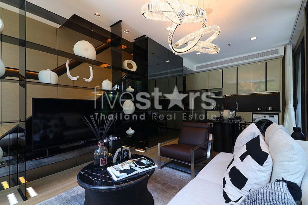 Beautiful 2 bedroom duplex condominium for sale in Ekamai 4134911960