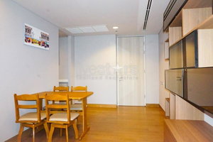 Condo 2 bedrooms for sale in Phromphong 1838436835