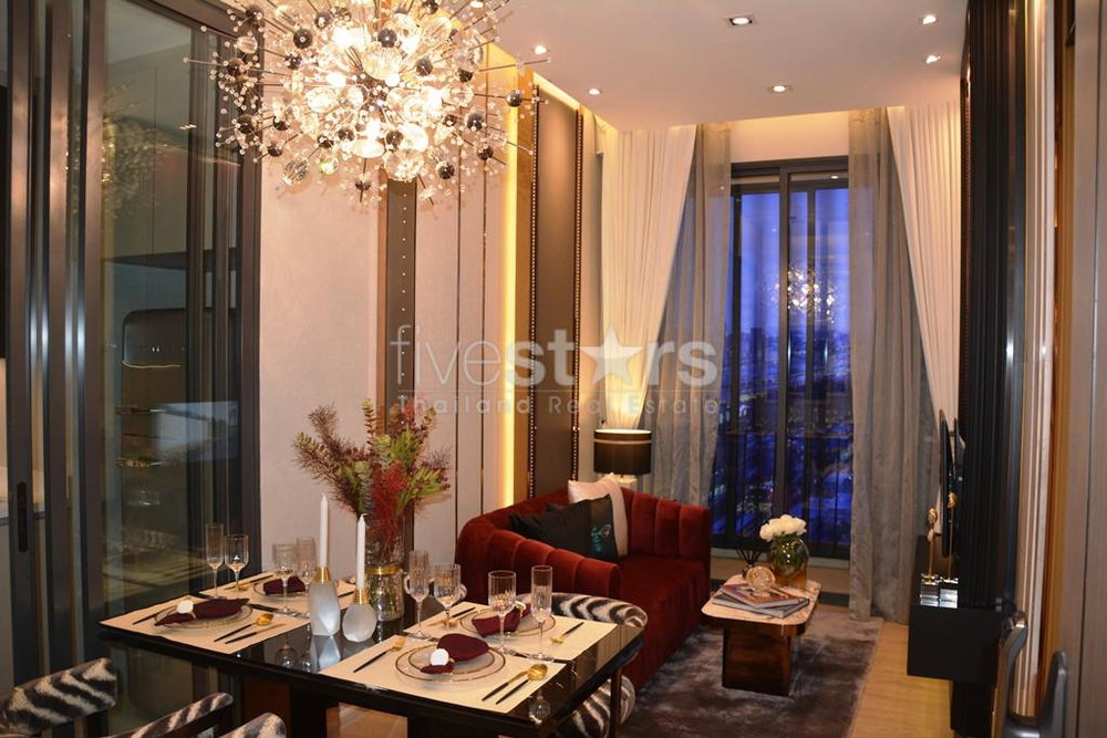 1-bedroom high-end condo for sale close to Siam 1351732819