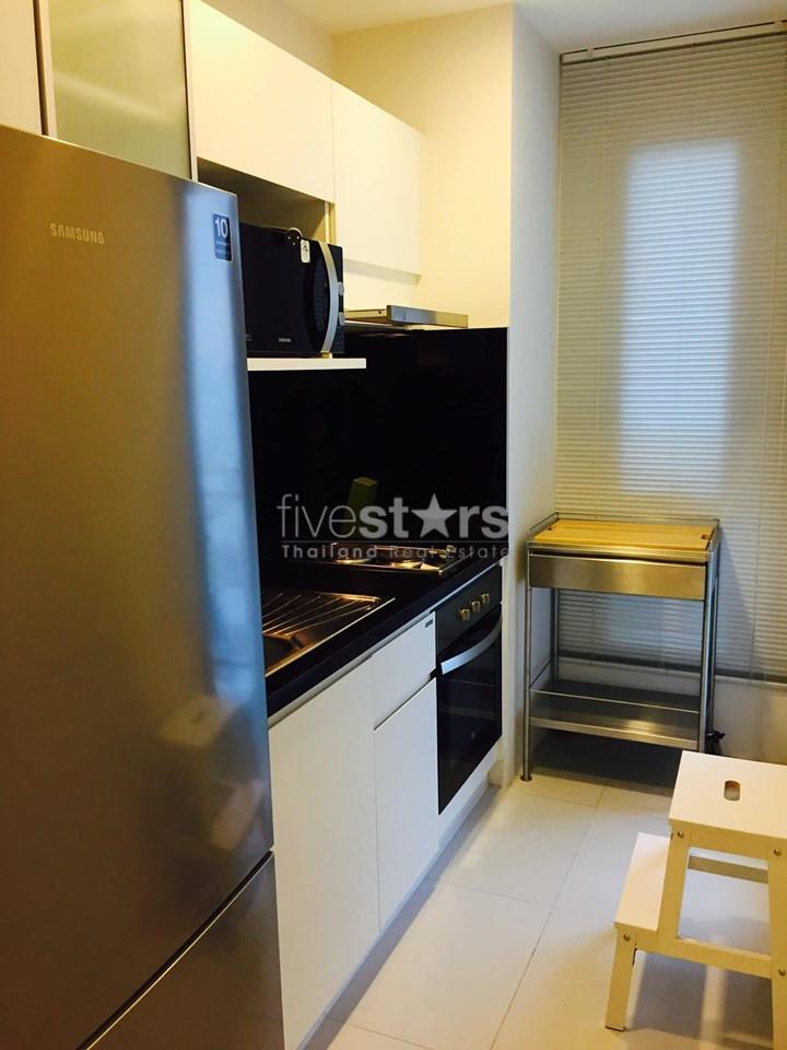 2 bedrooms condo for sale with tenant in Thonglor 1616754920