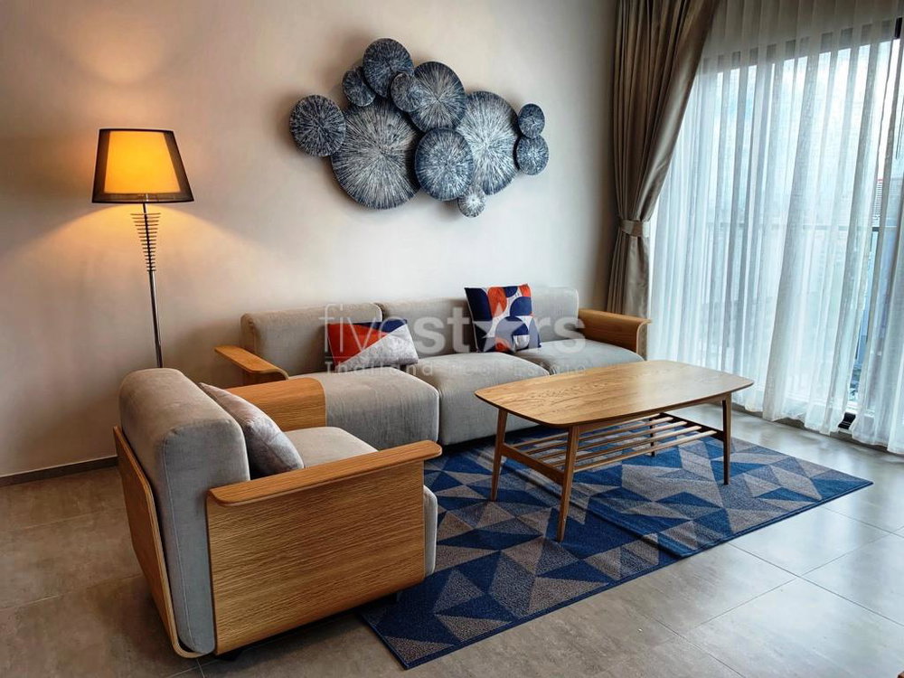 2-bedroom spacious condo a mere 300m from BTS Ekamai 2979325634