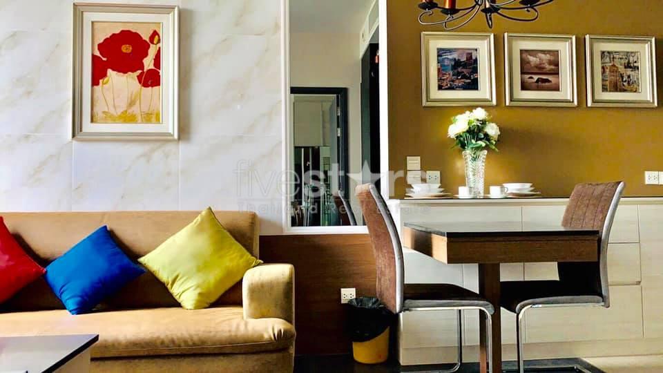 Corner unit 1 bedroom condo for sale near BTS Asoke 4007139551