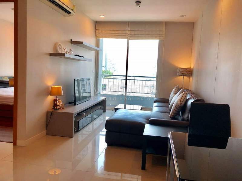 1 bedroom condo for sale close to Petchburi road 1615673459