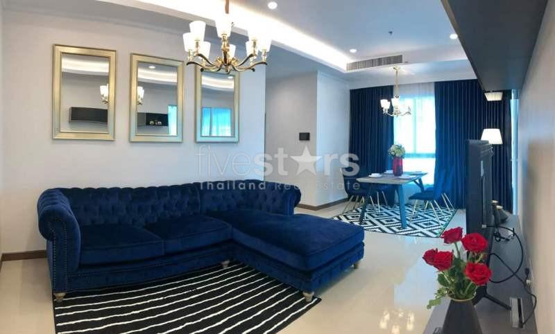 1 bedroom condo for sale in Phayathai close to BTS and Airport link 1487382926