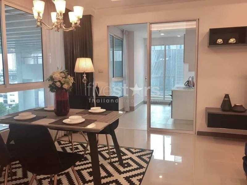1 bedroom condo for sale in Phayathai close to BTS and Airport link 1487382926