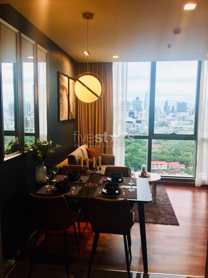 Modern 2 bedrooms condo for rent near BTS Ratchathewi 2923937378