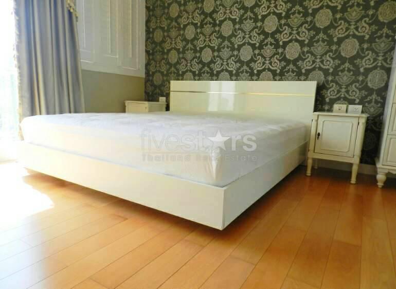 3 bedrooms condo for sale in Asoke 4290187138