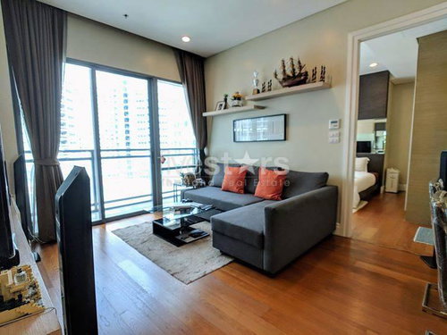 2 bedrooms condo for sale with tenant near BTS Phromphong 1202684374