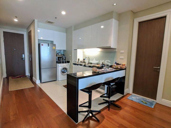 2 bedrooms condo for sale with tenant near BTS Phromphong 1202684374