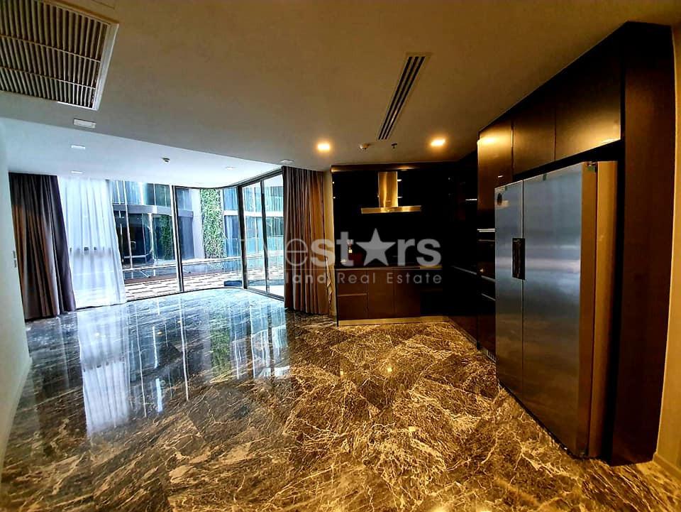 Brand new unit 3 bedrooms condo for sale near BTS Phromphong 2327497139