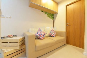 1 bedroom condo for sale close to BTS Ekamai 967900339