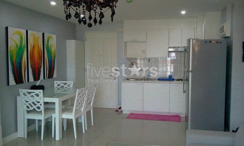 2 bedrooms condo in low rise building near BTS Thonglor station 2088596338