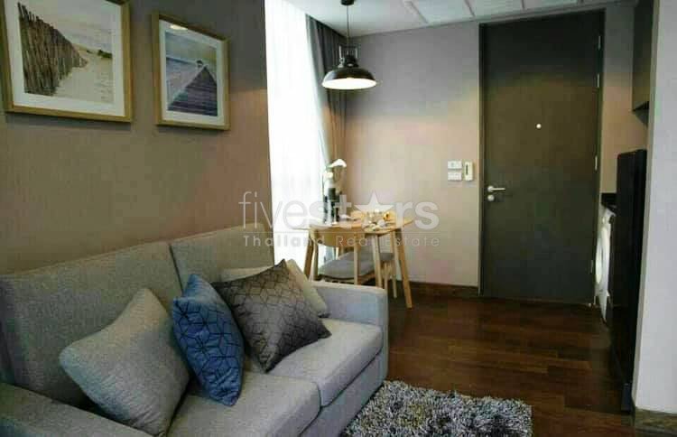 Modern 1 bedroom condo for sale near BTS Phrongphong 1997428200