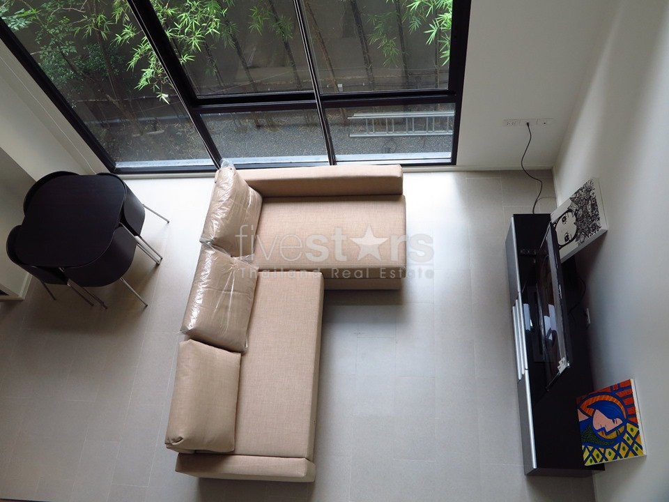 Duplex 1 bedroom loft style condo for sale near BTS Ploenchit 2288984985