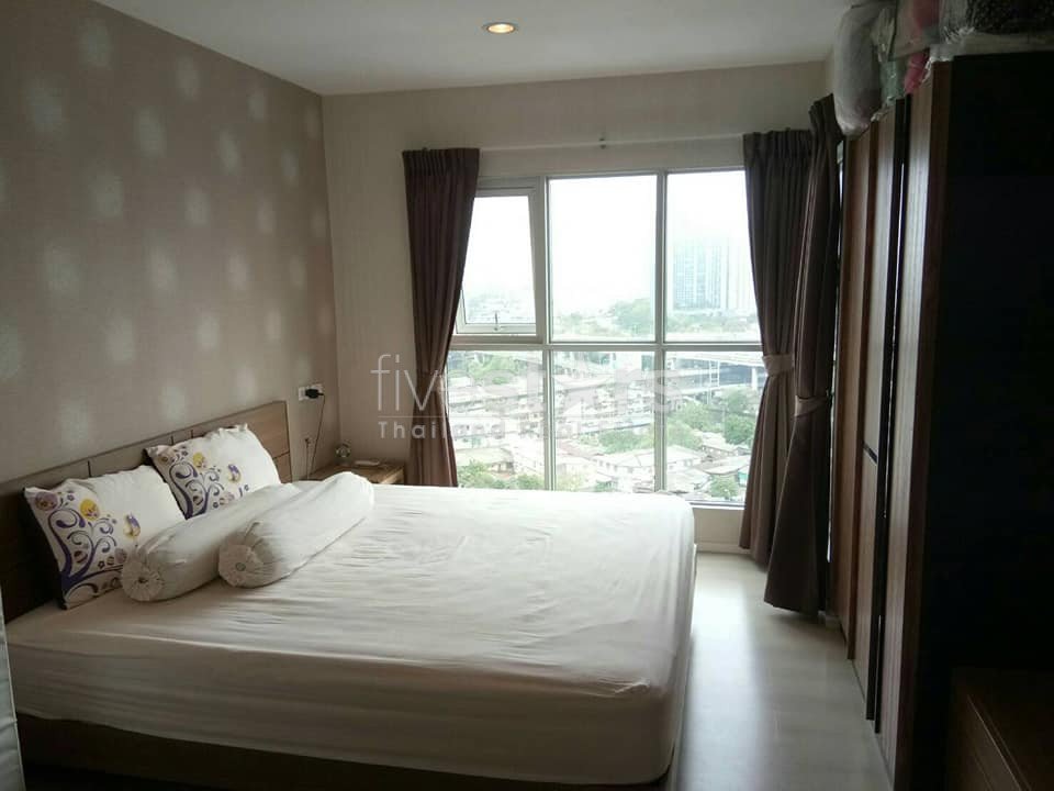 1 bedroom condominium close to Phra Kanong BTS station 3776898647