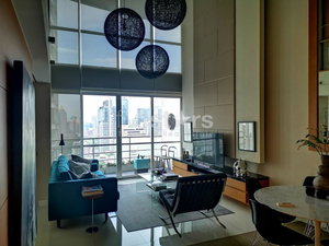 2 bedroom duplex condo for sale close to Ratchadamri BTS station 3099411160