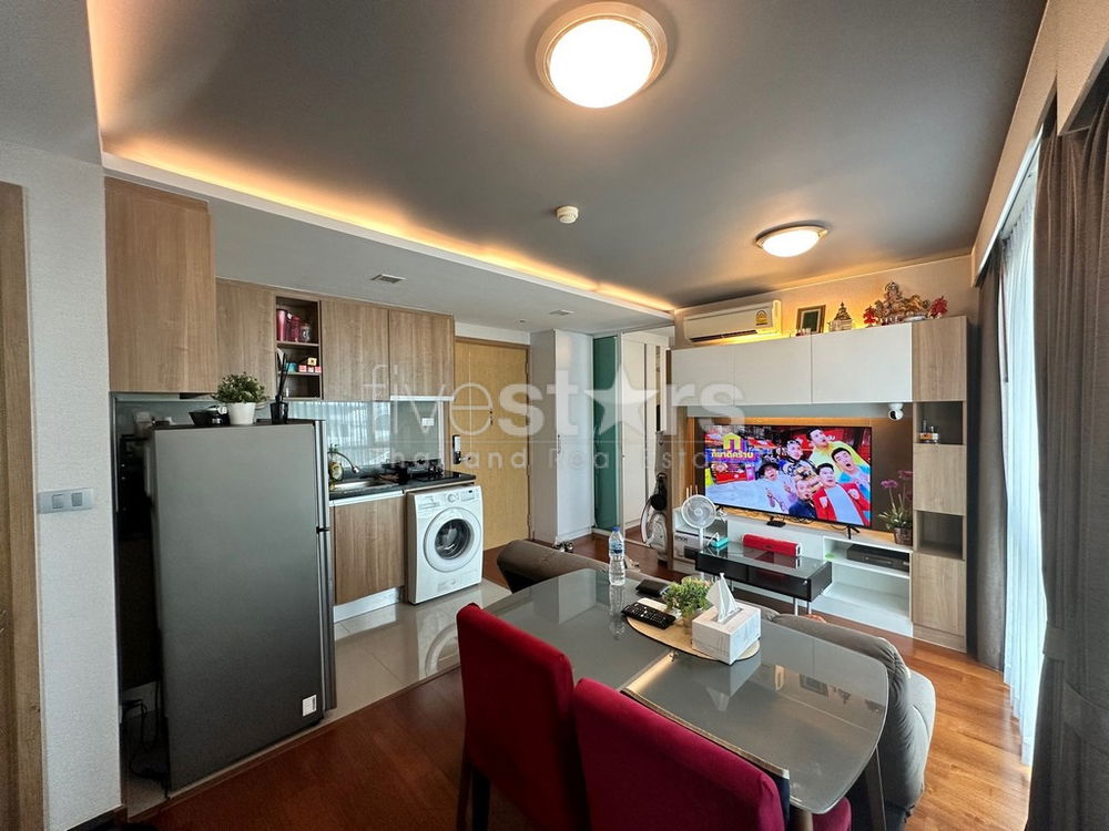 2 bedrooms for sale with tenant in Sukhumvit 1348044909