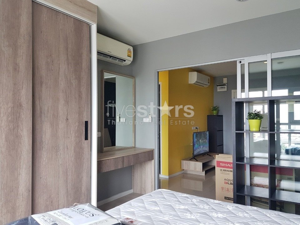 1 bedroom condominium close to Phra Kanong BTS station 1229109548