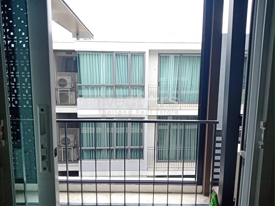 1 bedroom condominium for sale in Ekamai 316843597