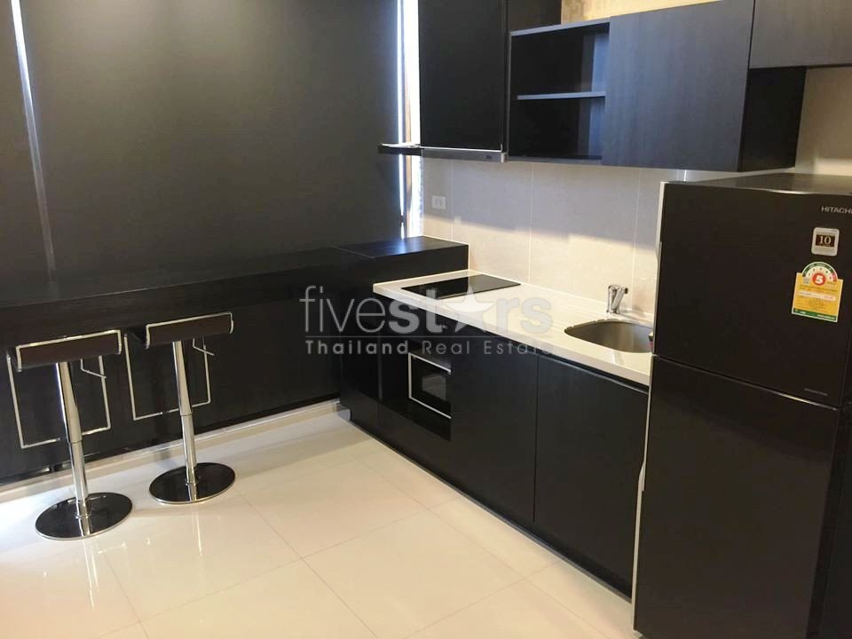 1 bedroom condo for sale close to BTS Phrakhanong 2877119268
