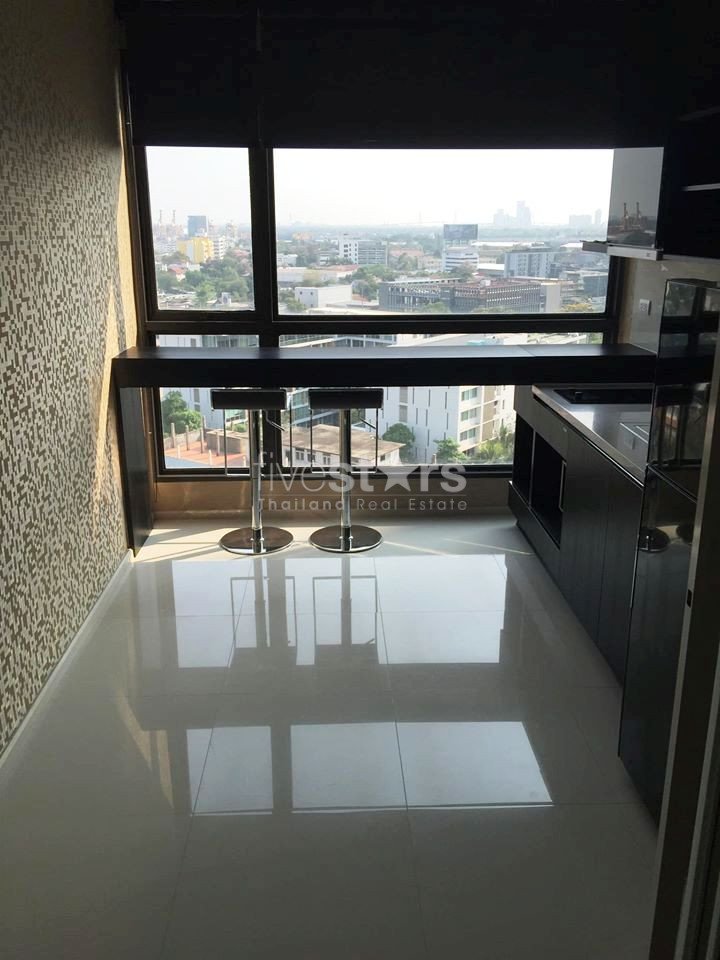 1 bedroom condo for sale close to BTS Phrakhanong 2877119268