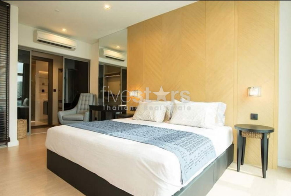 1 bedroom condo for sale close to Surawong Toll Plaza 2578219403