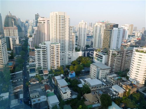 Apartment for sale in Bangkok, Thailand 3892584243