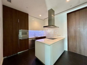 2-bedroom high end condo for sale next to Lumpini Park 3168313253