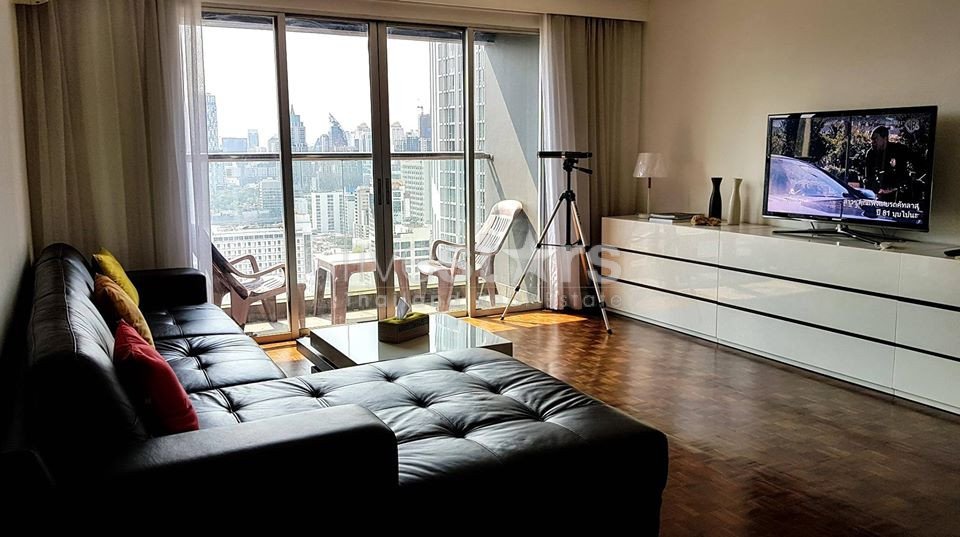 High floor 1-bedroom condo for sale in Nana 1476058600