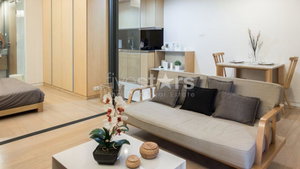 1 bedroom condo for sale in Phrompong 2398692509