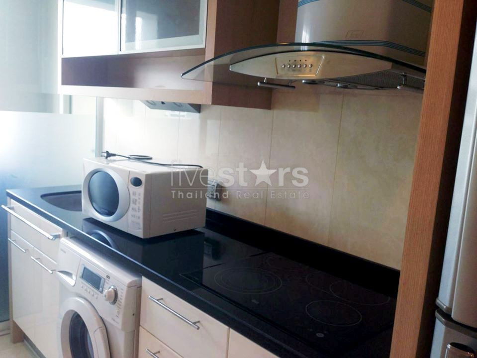 2 bedrooms condo for sale near BTS Phromphong 3597175730