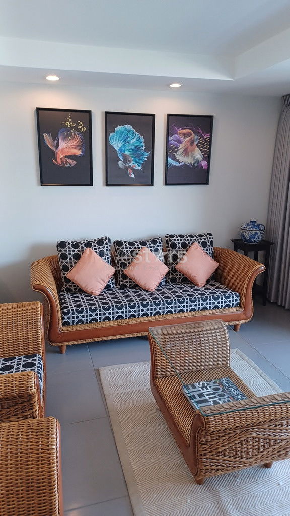 Entirely refurbished 1 bedroom condo in the Phra Khanong area 744545045