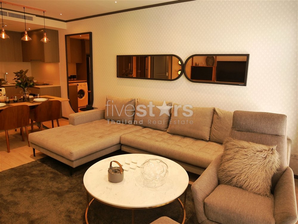 1-bedroom spacious modern condo in Lumpini area 2885208026