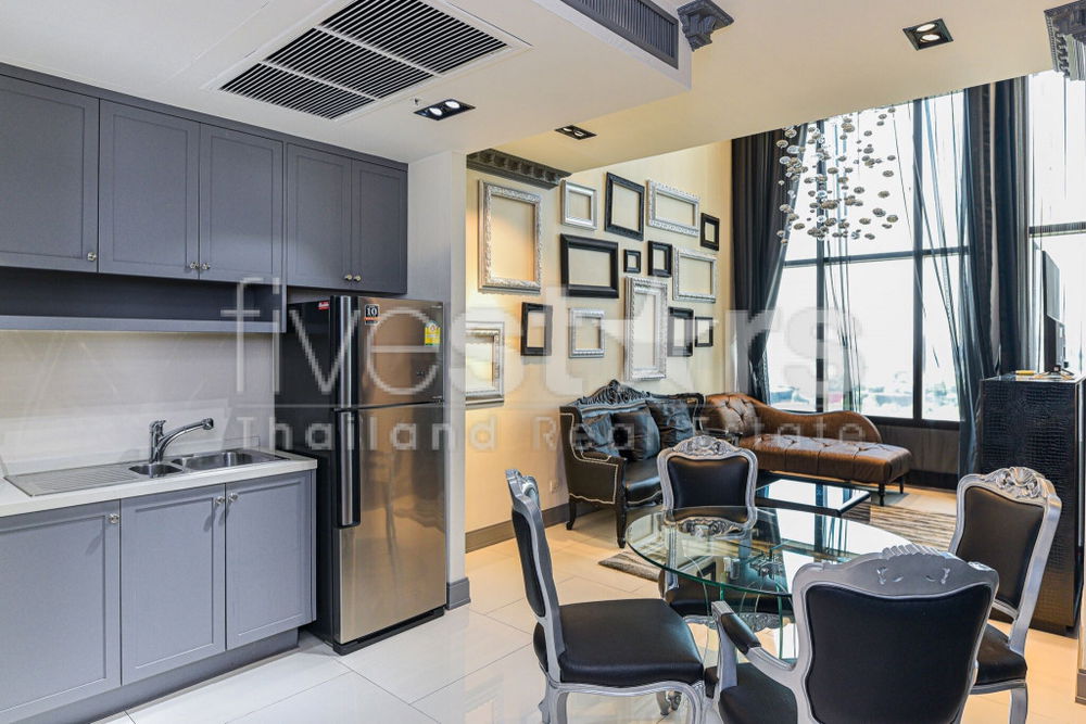 1 bedroom luxury Stylish Duplex for sale close to BTS Prompong 2211615903