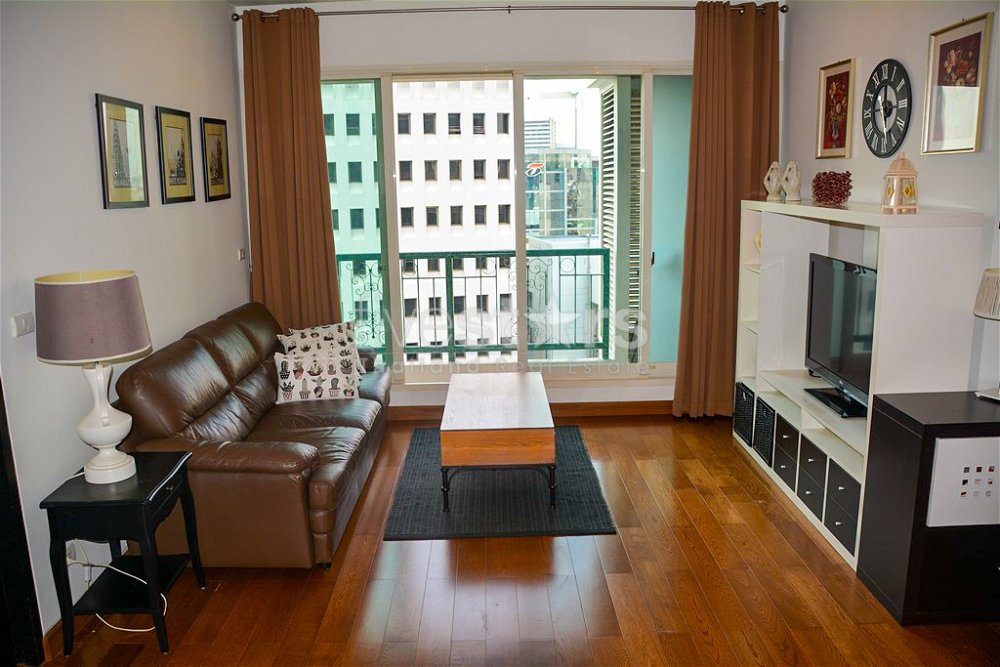 3-bedroom condo located only 600m from BTS Chidlom! 823209675