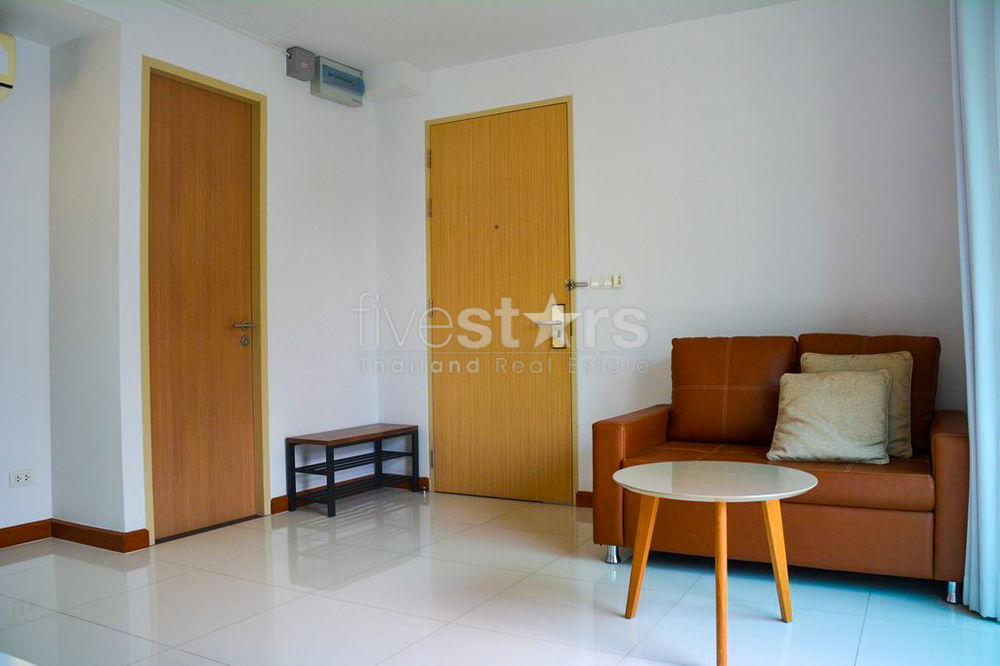 1-bedroom modern condo for sale in Thonglor 531817459