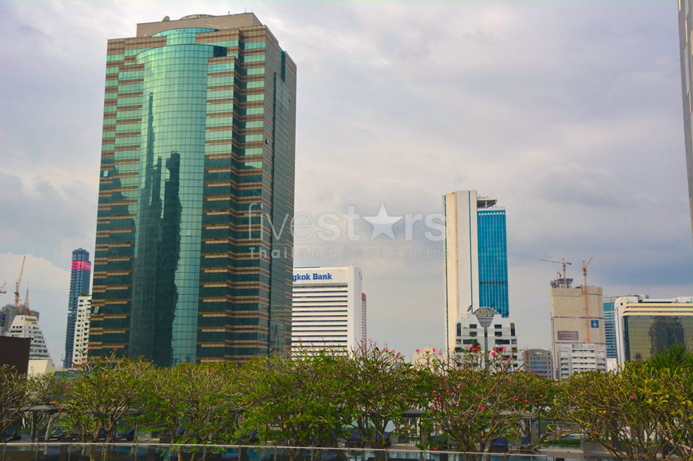 3-bedroom spacious modern condo for sale in Sathorn area 253730457