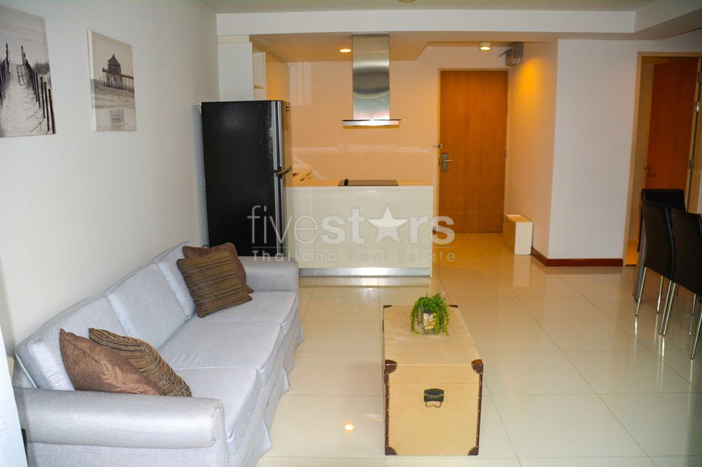 2-bedroom modern condo in Thonglor area 3997843750