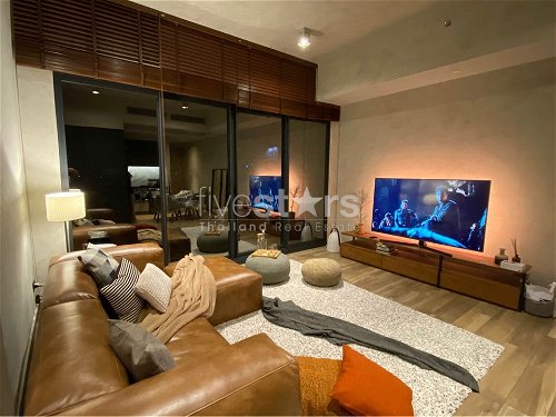 Modern 2 bedrooms condo for sale only 3 minutes walk to MRT Petchburi 2995231326