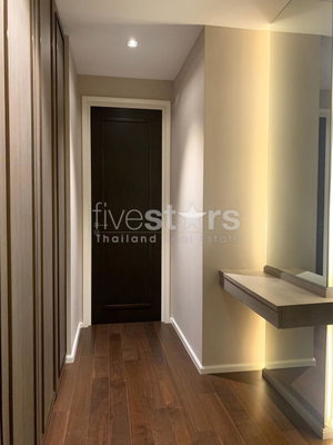 High-end 2 bedroom condo only 200m from BTS Phromphong 3861833633