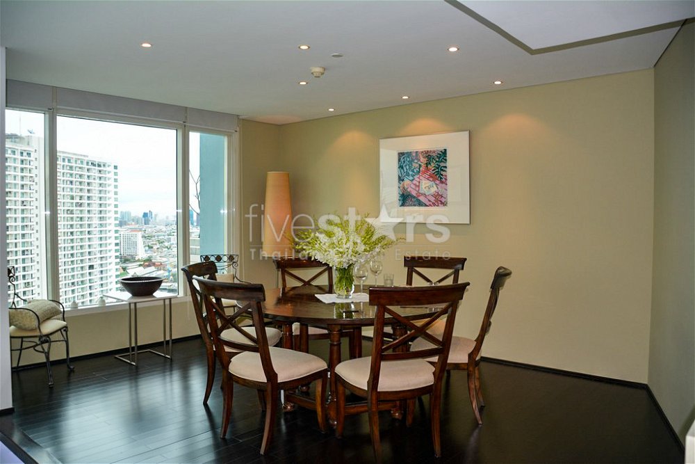 4-bedroom river view penthouse with large rooftop terrace 1872382954