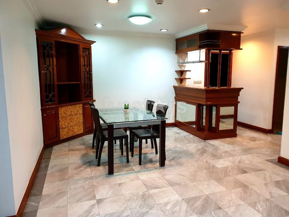 3 bedrooms condo for sale in Phrompong 757163466
