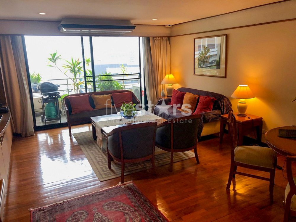 Large 2-bedroom condo for sale in the heart of Sathorn 875758975