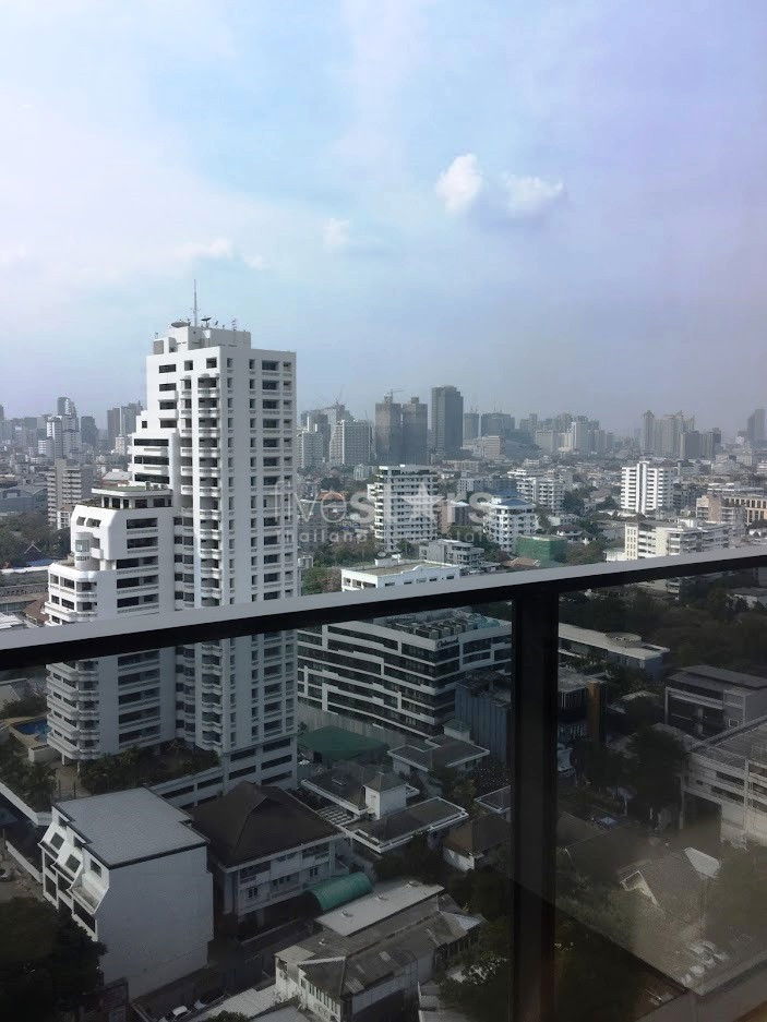 2-bedroom luxurious condo for sale on Thonglor 359567983