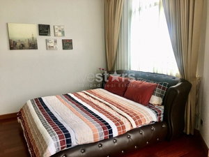Fully furnished penthouse 5 bedrooms for sale in Ratchada 1126411395