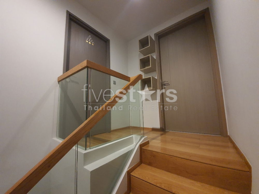 2-bedroom duplex condo for sale close to Thong Lo BTS station 969522584