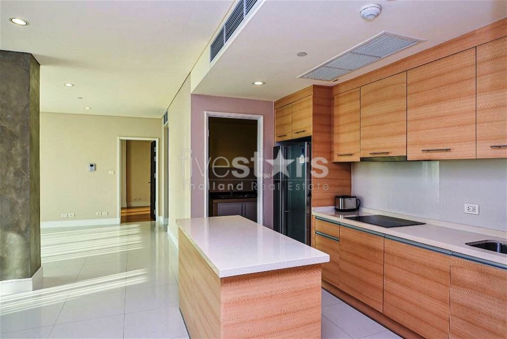 3-bedroom condo for sale on Phrom Phong 3199605114