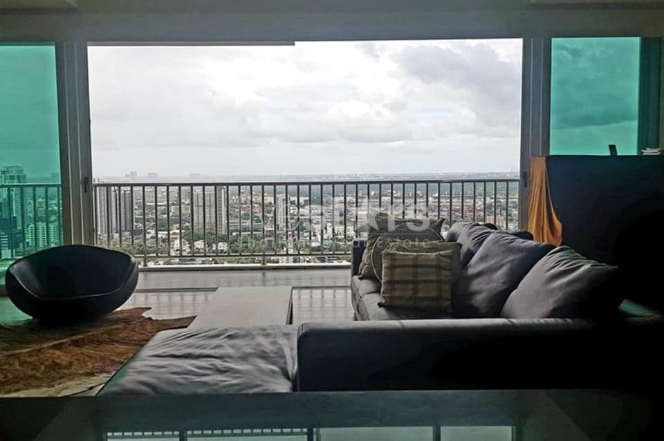 4-bedroom duplex penthouse for sale close to BTS Ekamai 4153769942