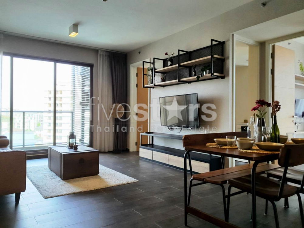 2 bedroom condo for sale close to Ekamai BTS station 27655585